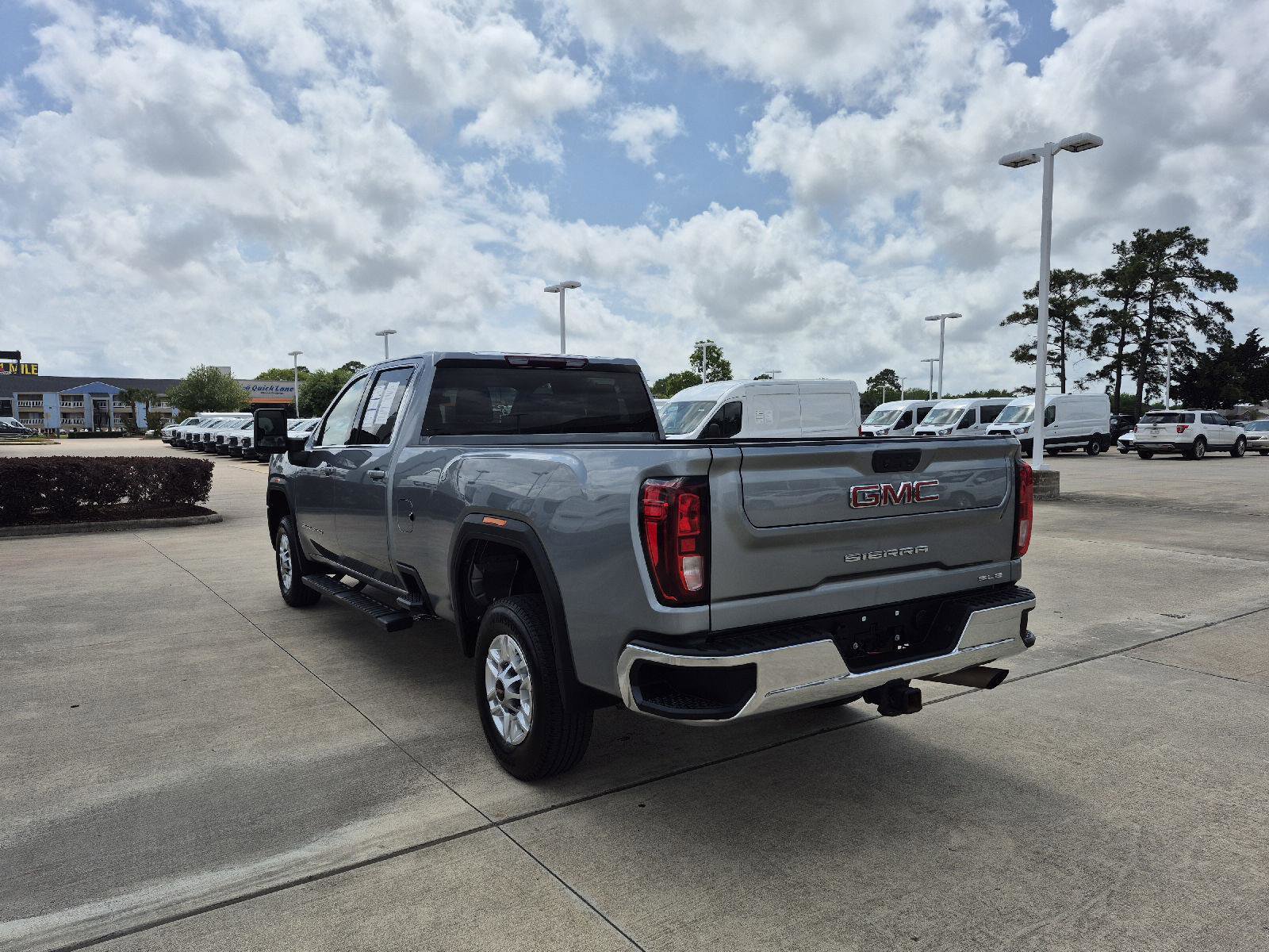 Used 2024 GMC Sierra 2500 SLE w/ SLE Value Package; image 20
