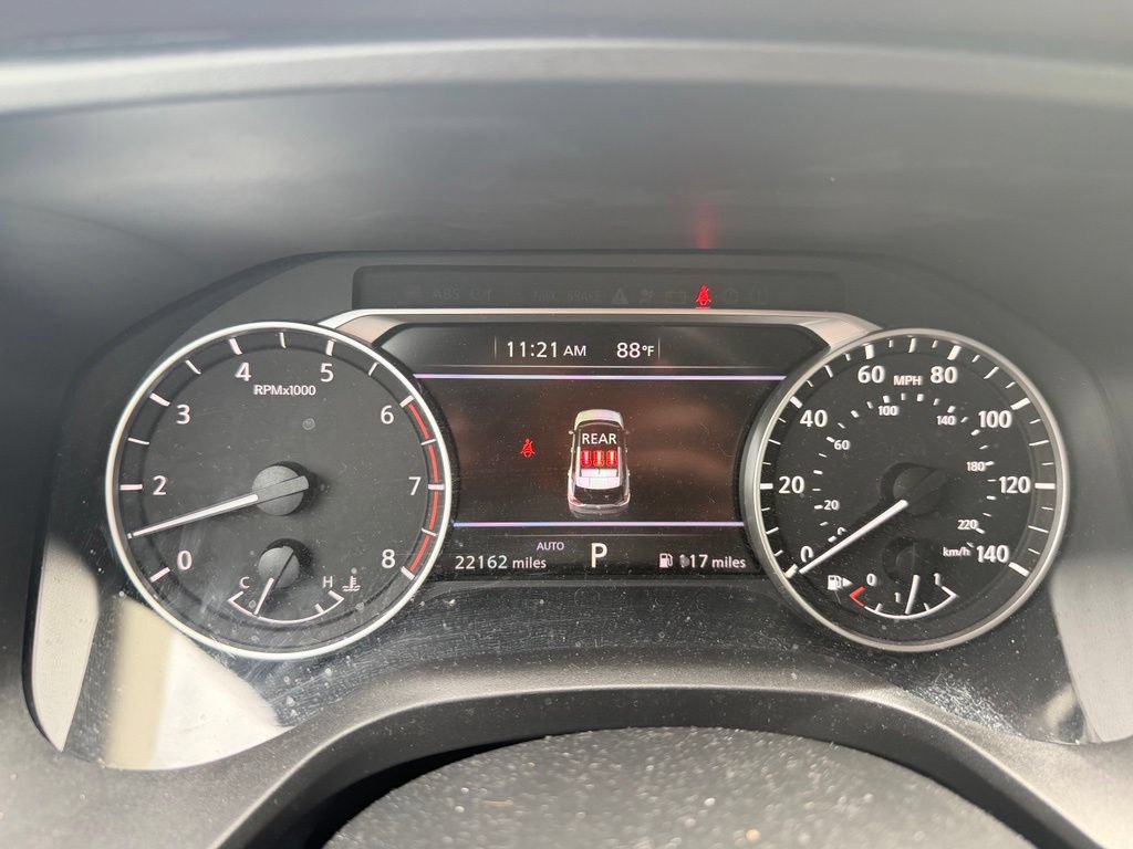 Used 2023 Nissan Rogue SL AWD/4WD image 11