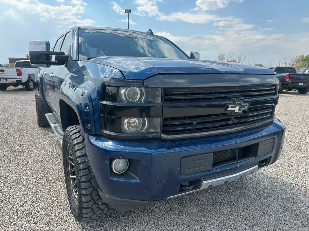Used 2015 Chevrolet Silverado 2500 High Country w/ Duramax Plus Package AWD/4WD image 2
