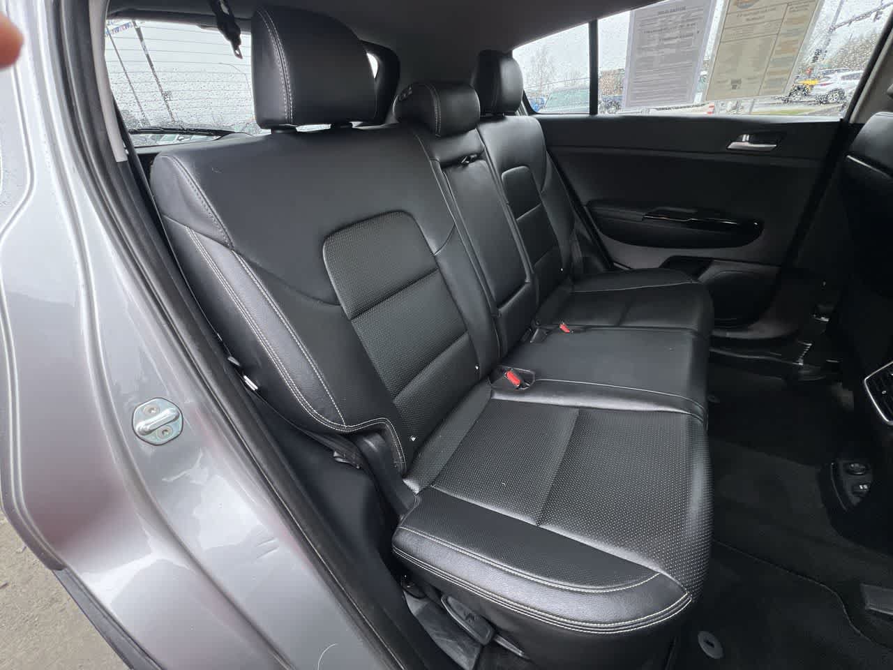 Used 2021 Kia Sportage EX AWD/4WD image 24