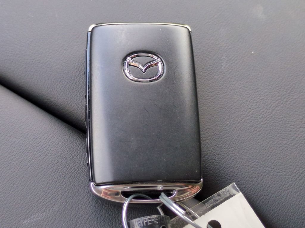 Used 2026 MAZDA CX-90 3.3 Turbo w/ Select Package AWD/4WD image 25