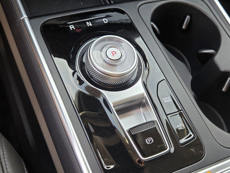 New 2026 Kia Carnival SX FWD image 15