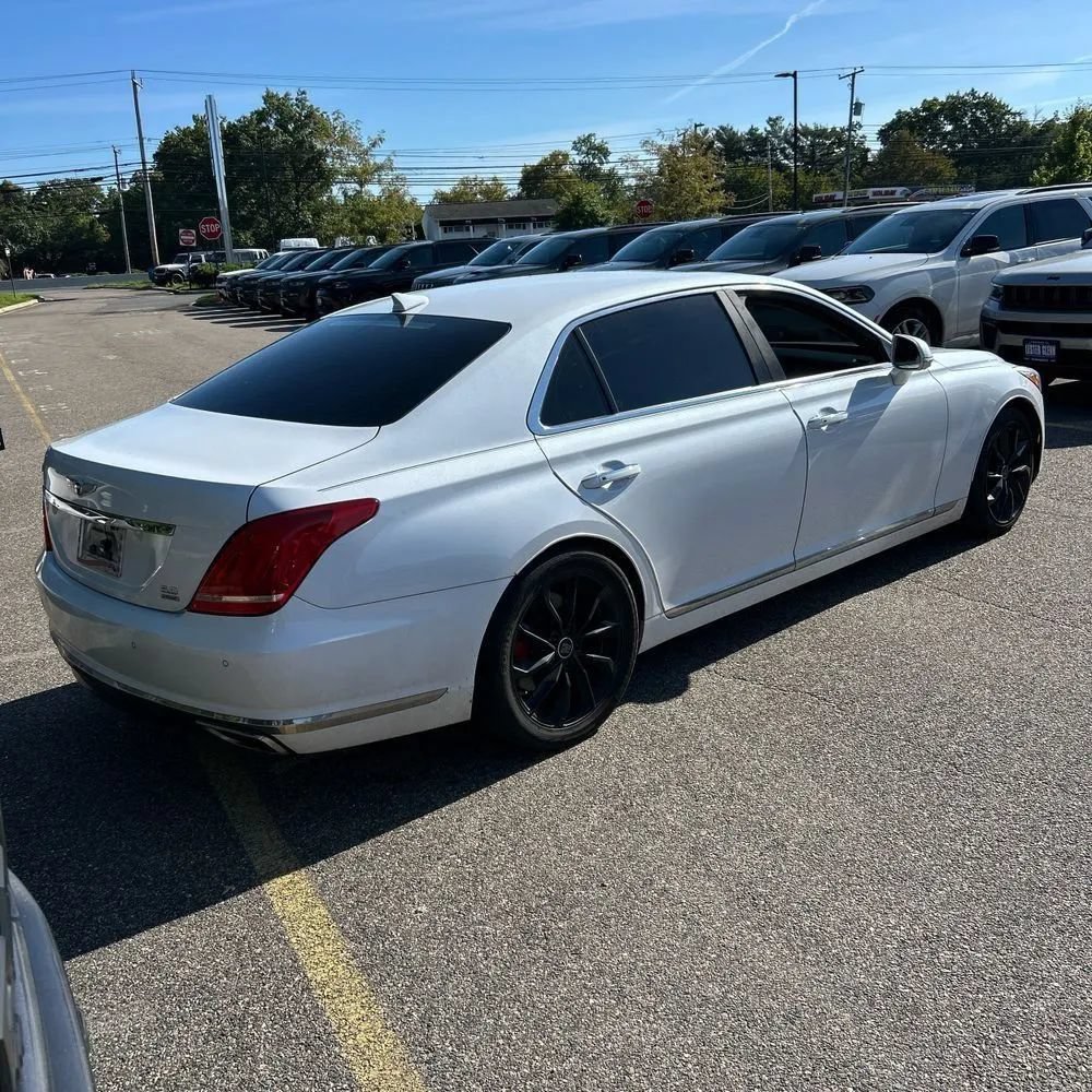 Used 2017 Genesis G90 5.0 Ultimate AWD/4WD image 8
