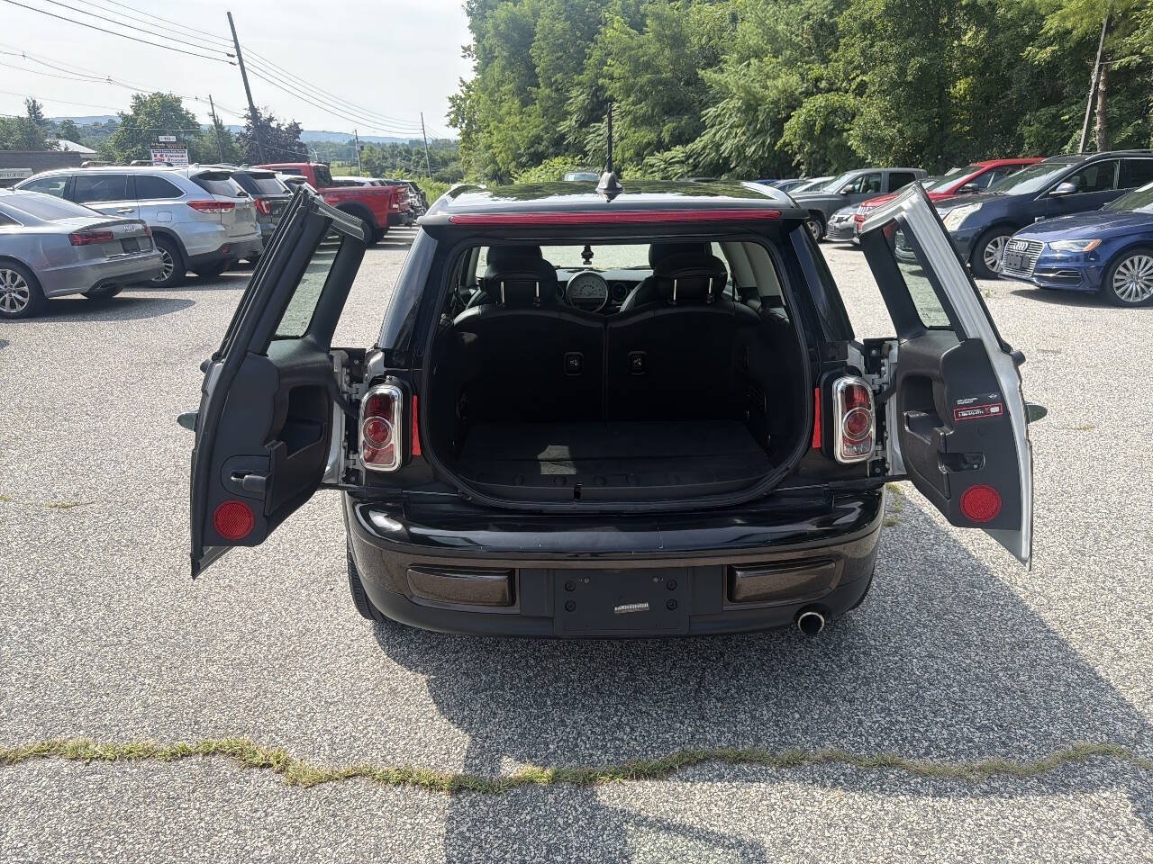 Used 2014 MINI Cooper Clubman FWD image 12