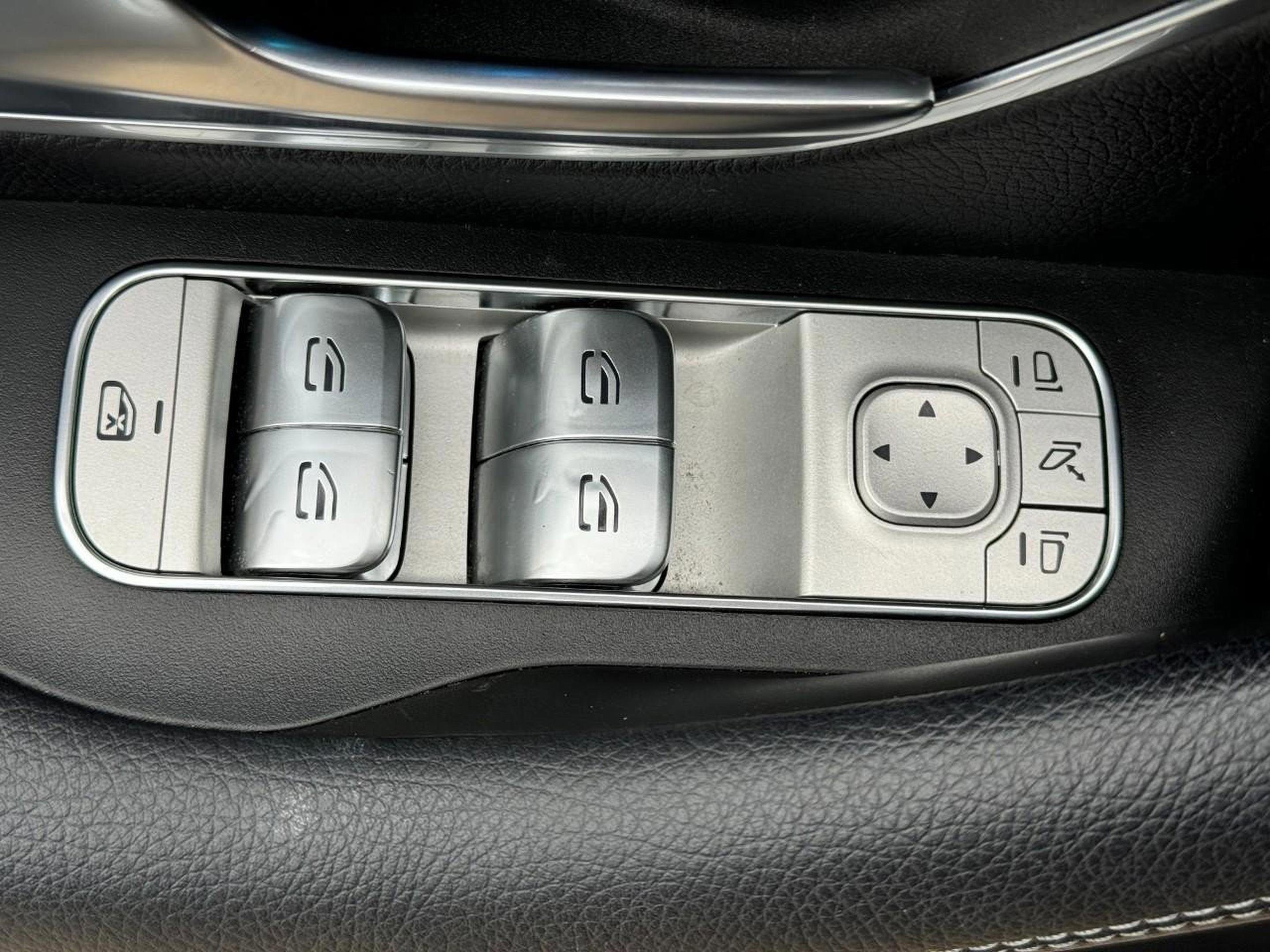 Used 2022 Mercedes-Benz GLE 350 4MATIC image 36