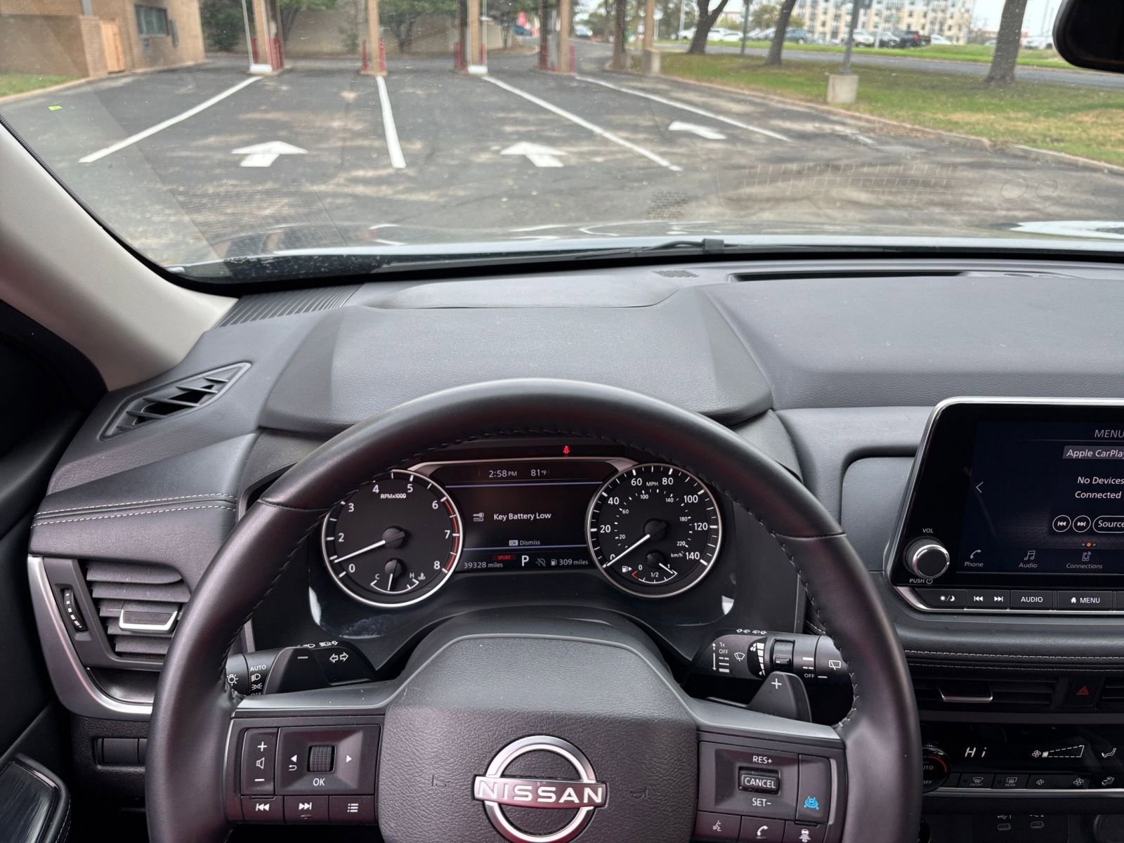Used 2025 Nissan Rogue SV FWD image 30