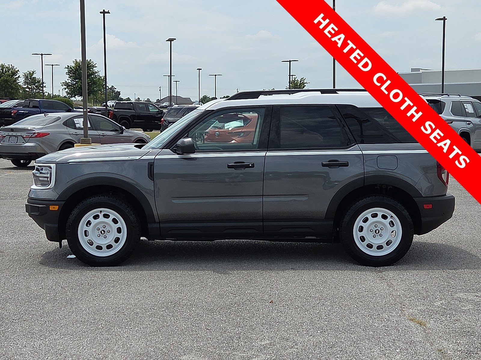 Used 2024 Ford Bronco Sport Heritage w/ Heritage Convenience Package AWD/4WD image 3
