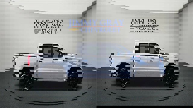 New 2026 Chevrolet Silverado 1500 LT Trail Boss w/ Convenience Package II image 2