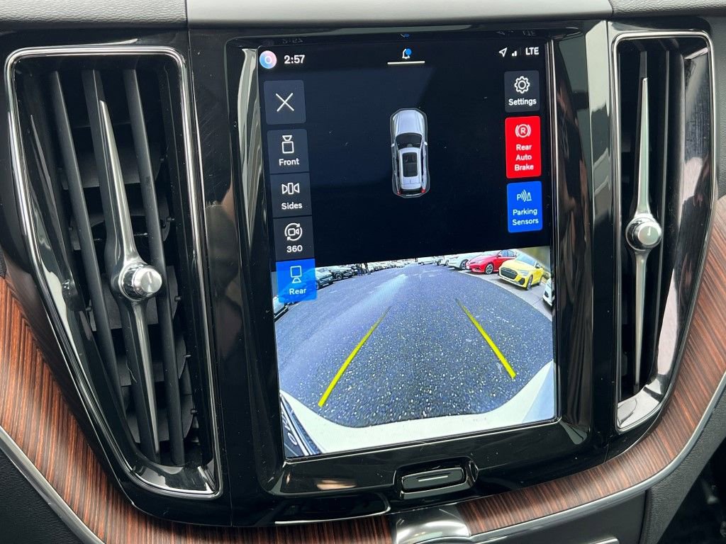 Certified 2023 Volvo XC60 B5 Plus w/ Climate Package image 30