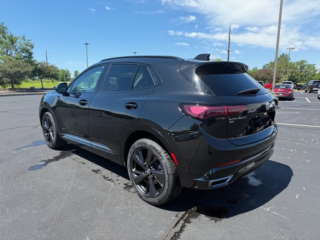 Used 2025 Buick Envision Sport Touring AWD/4WD image 4