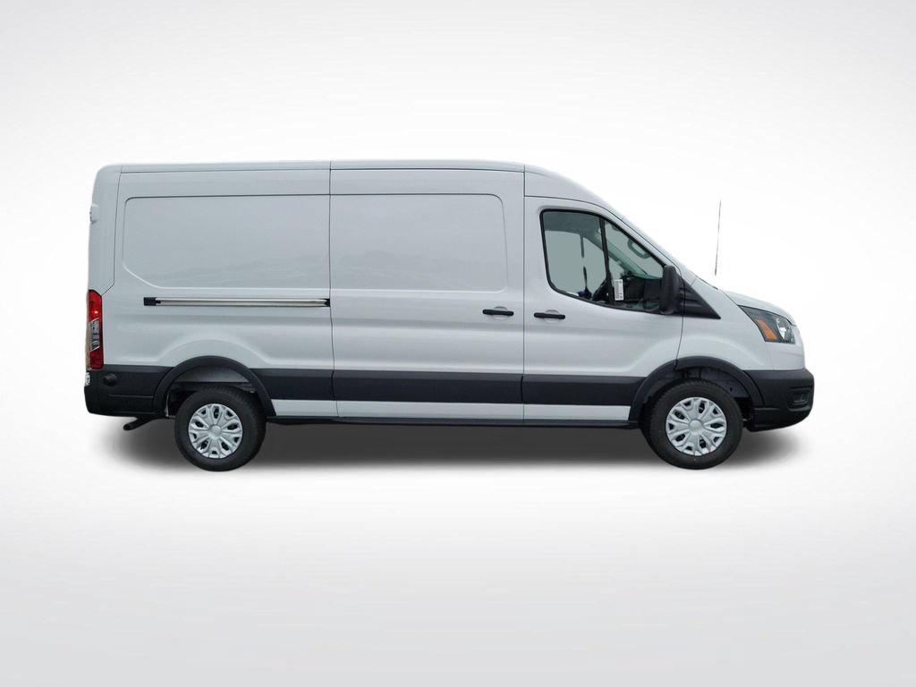 New 2026 Ford Transit 250 148 Medium Roof w/ Load Area Protection Package RWD image 4