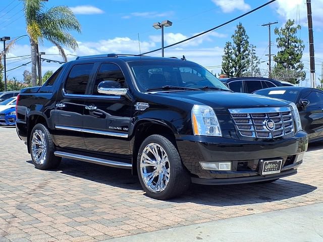 Used 2012 Cadillac Escalade EXT Luxury AWD/4WD image 6