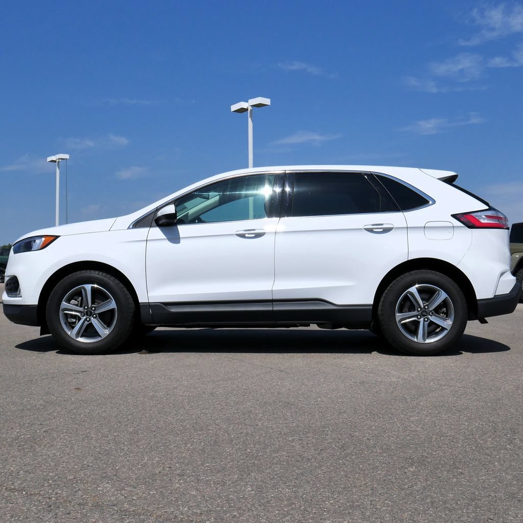 Used 2024 Ford Edge SEL w/ Convenience Package AWD/4WD image 8