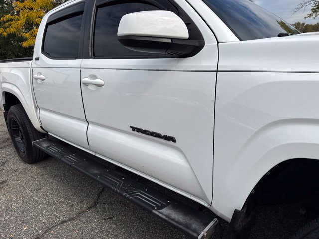 Used 2018 Toyota Tacoma SR5 RWD image 18