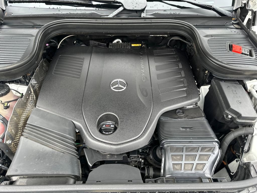 Certified 2024 Mercedes-Benz GLS 450 4MATIC image 17