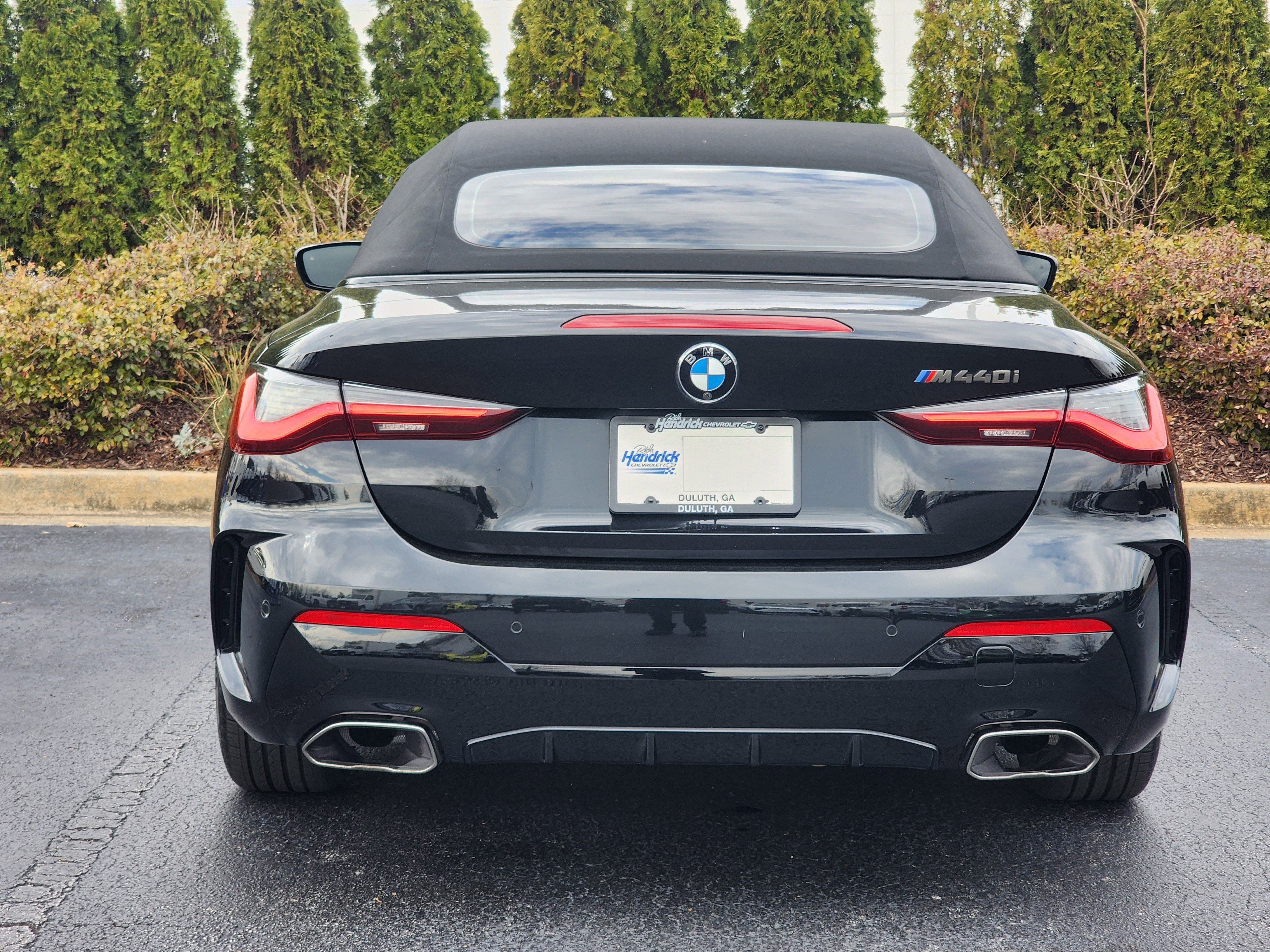 Used 2022 BMW M440i Convertible w/ Premium Package image 8