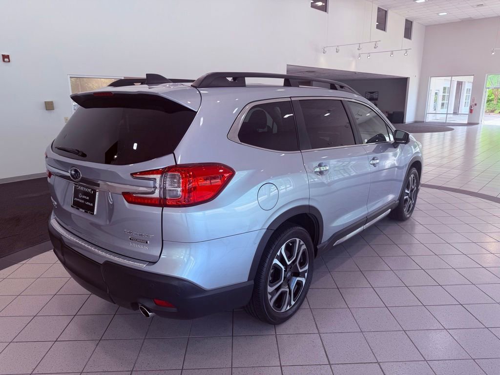 Used 2023 Subaru Ascent Touring AWD/4WD image 19