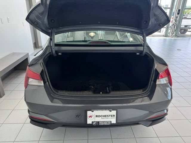 Used 2023 Hyundai Elantra SEL FWD image 38