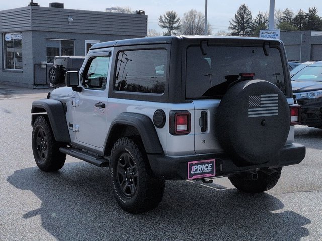 Used 2023 Jeep Wrangler Sport image 7