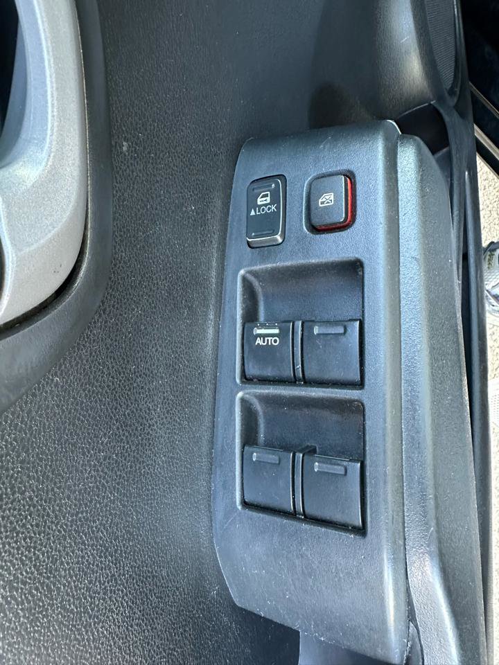 Used 2009 Honda Fit Sport image 14