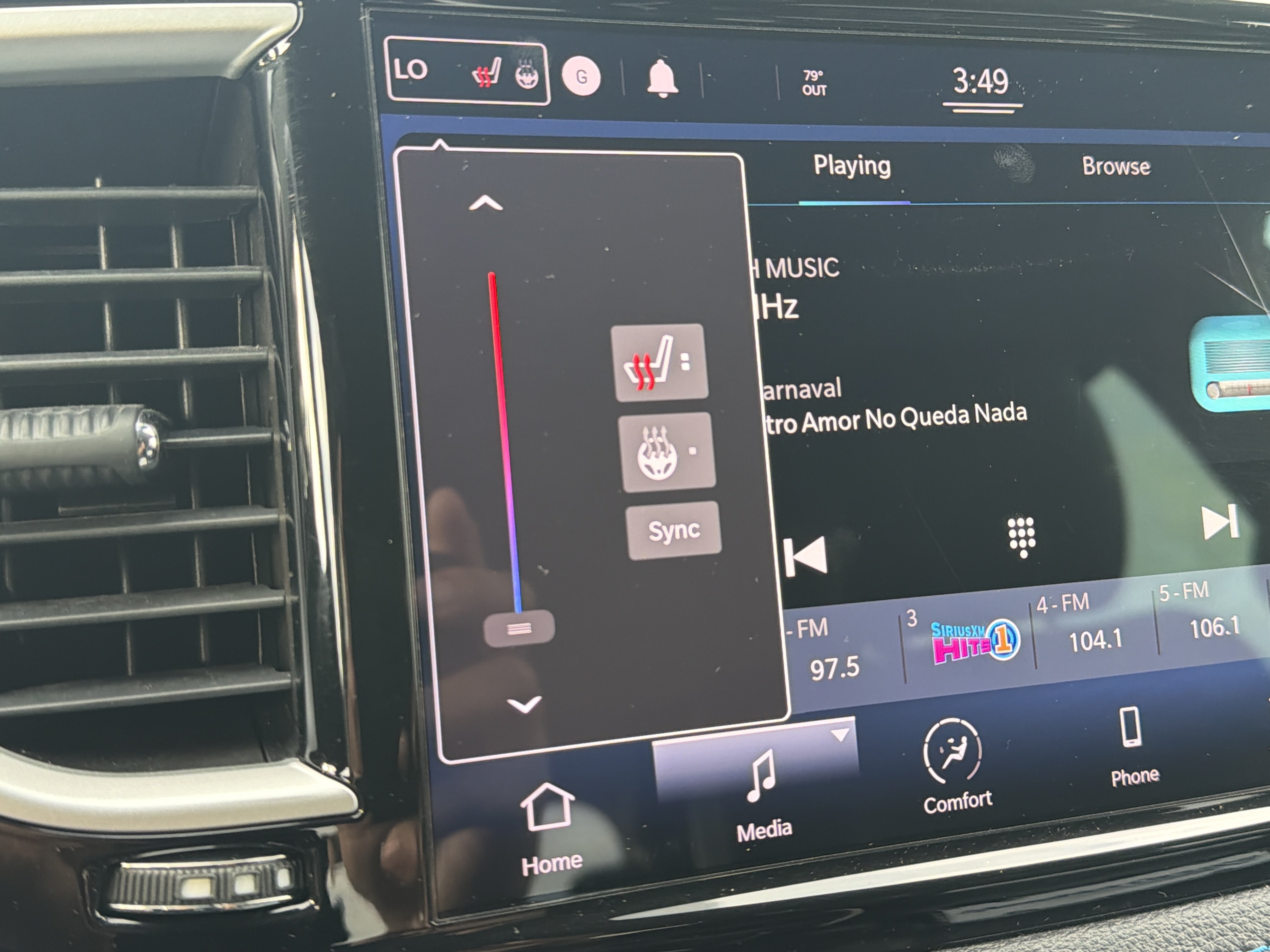 Used 2021 Chrysler Pacifica Touring-L FWD image 25