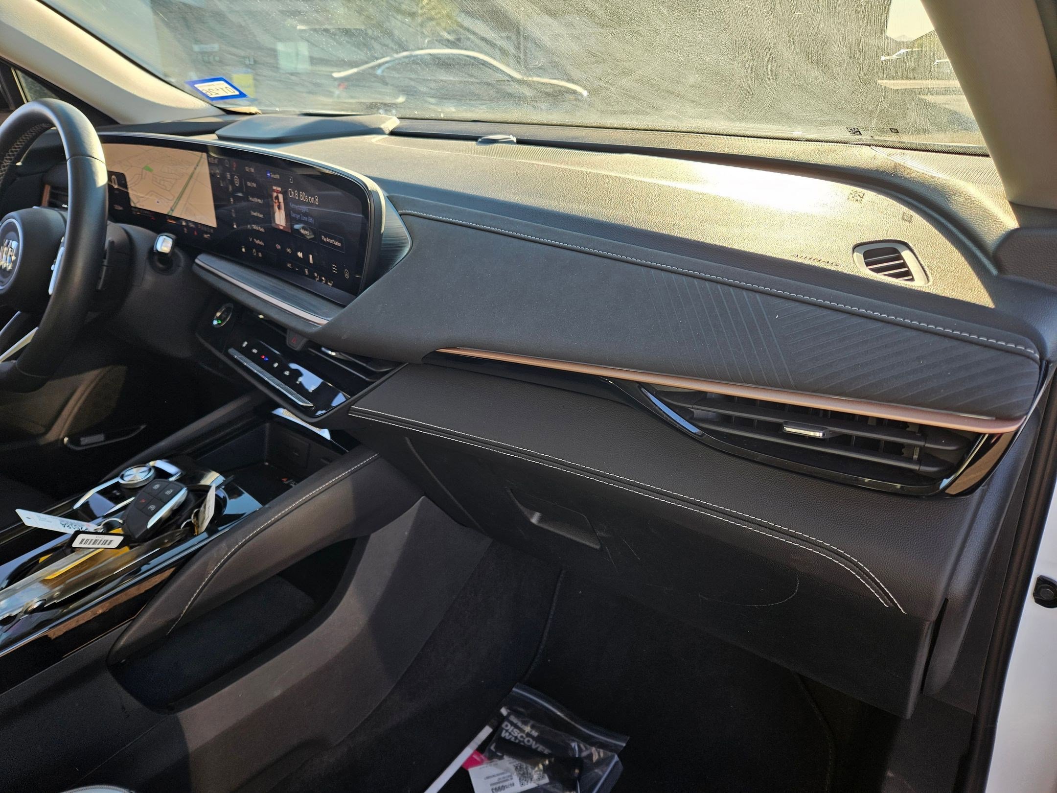 Used 2025 Buick Envision Sport Touring image 19