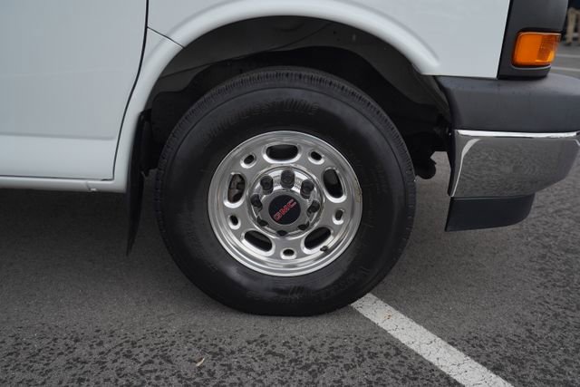 Used 2021 GMC Savana 3500 w/ Driver Convenience Package image 37