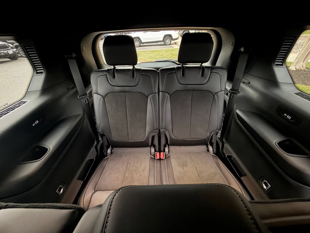 New 2025 Jeep Grand Cherokee L Laredo AWD/4WD image 13