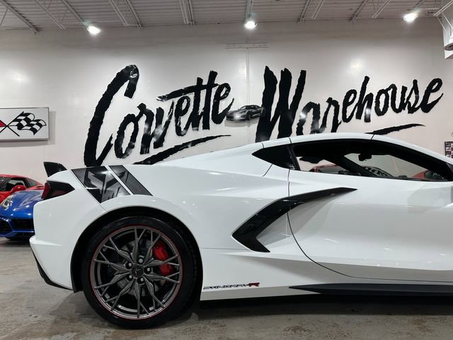 Used 2024 Chevrolet Corvette Stingray Preferred Cpe w/ Z51 Performance Package image 4