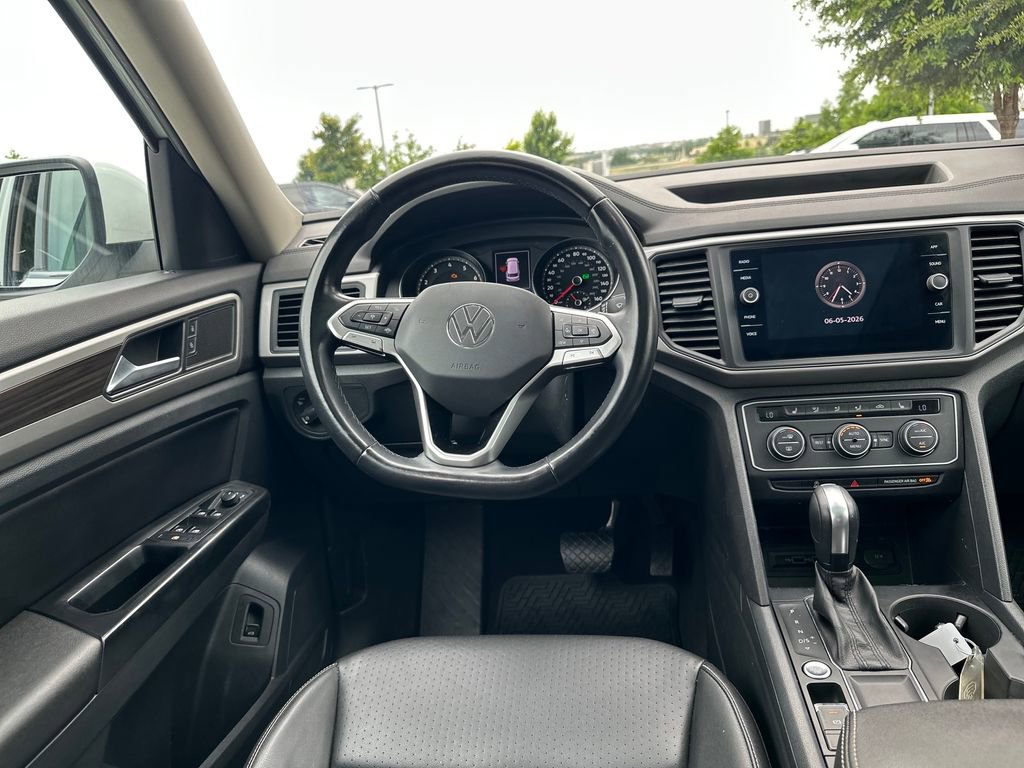 Used 2021 Volkswagen Atlas SE w/ Panoramic Sunroof Package FWD image 45