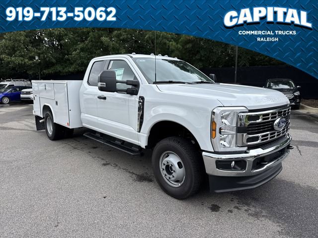 New 2025 Ford F350 XL w/ XL Chrome Package image 2
