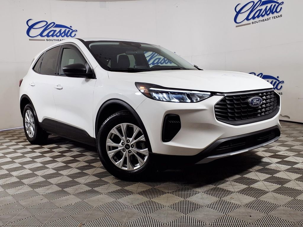 Used 2023 Ford Escape Active w/ Cold Weather Package