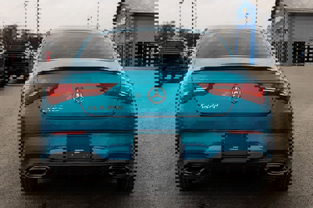 Used 2024 Mercedes-Benz CLA 250 image 2