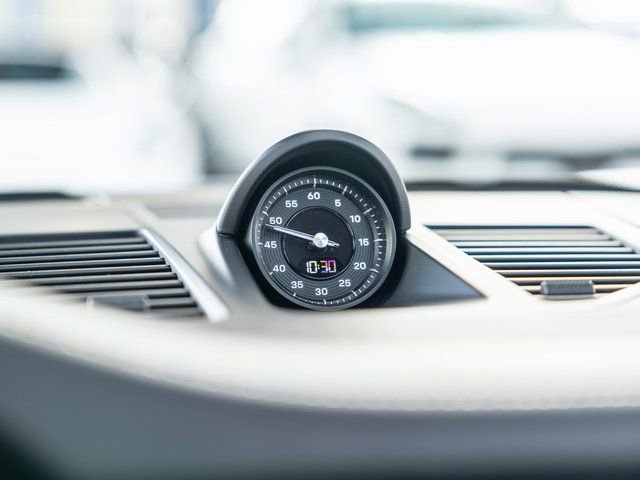 Certified 2022 Porsche 911 Targa 4S w/ Premium Package image 32