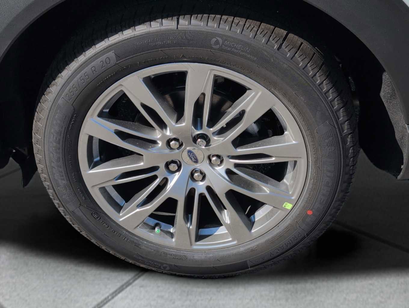 New 2025 Ford Explorer Platinum image 17