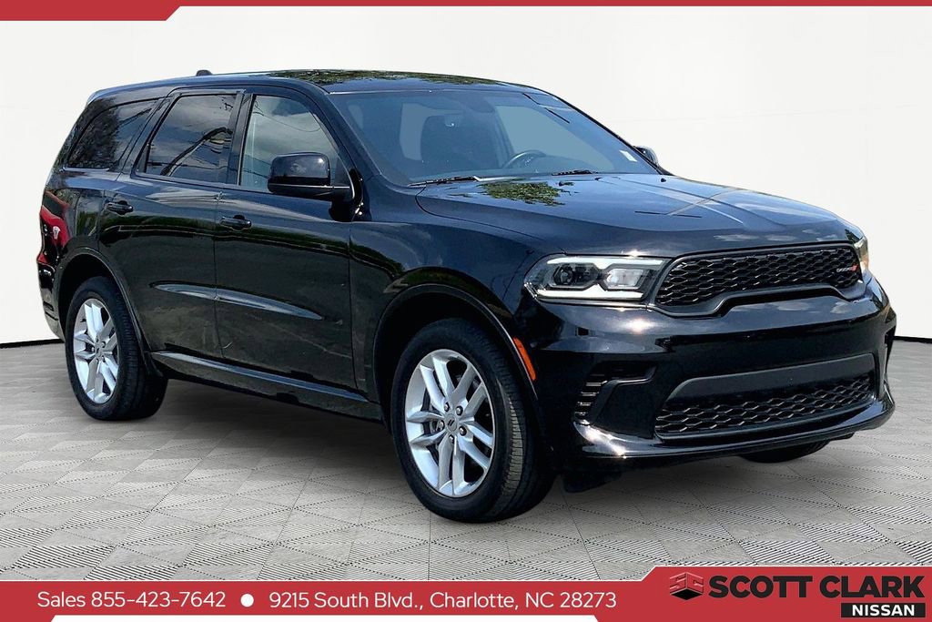 Used 2024 Dodge Durango GT image 1