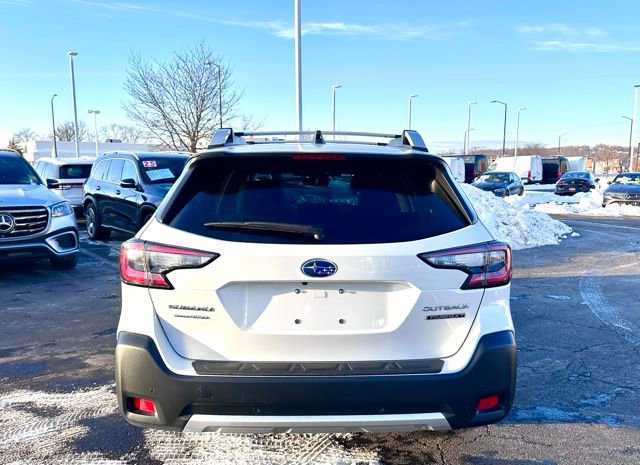 Used 2025 Subaru Outback Touring XT w/ Popular Package #2 image 9