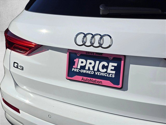 Used 2022 Audi Q3 2.0T Premium Plus w/ Premium Plus Package AWD/4WD image 13