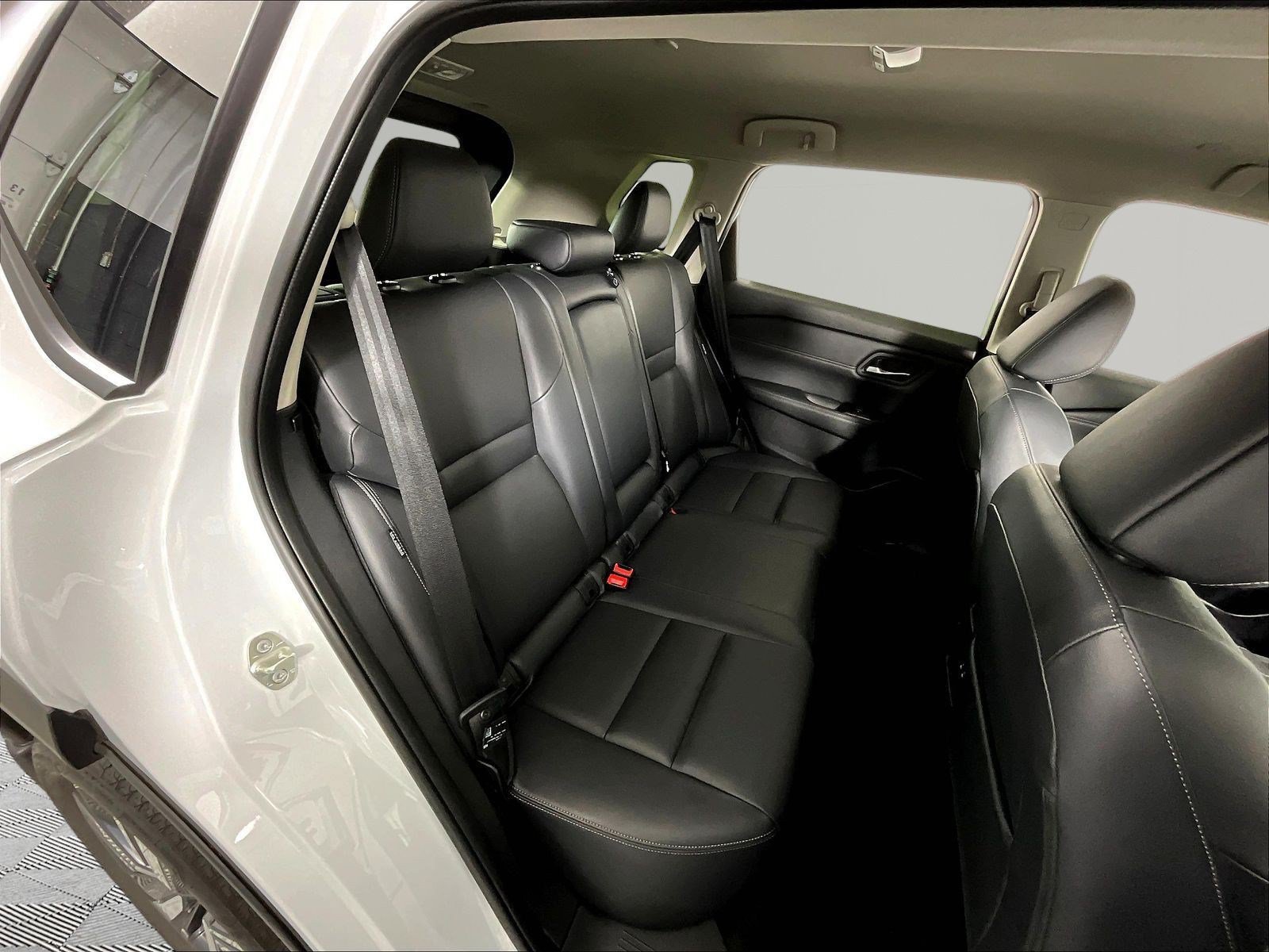 Certified 2025 Nissan Rogue SL AWD/4WD image 25