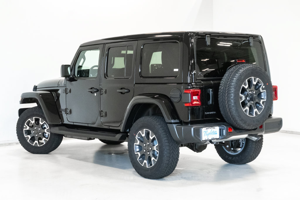 New 2027 Jeep Wrangler Unlimited Sahara AWD/4WD image 25