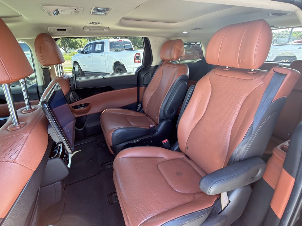 Used 2022 Kia Carnival SX Prestige FWD image 20