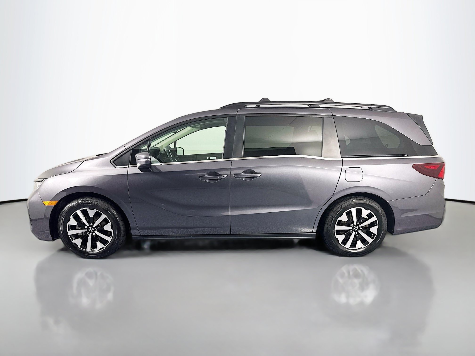 Certified 2026 Honda Odyssey EX-L image 8