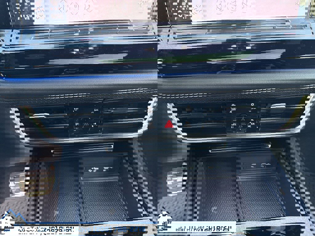 Used 2024 Volkswagen Atlas Cross Sport SEL Premium R-Line image 30