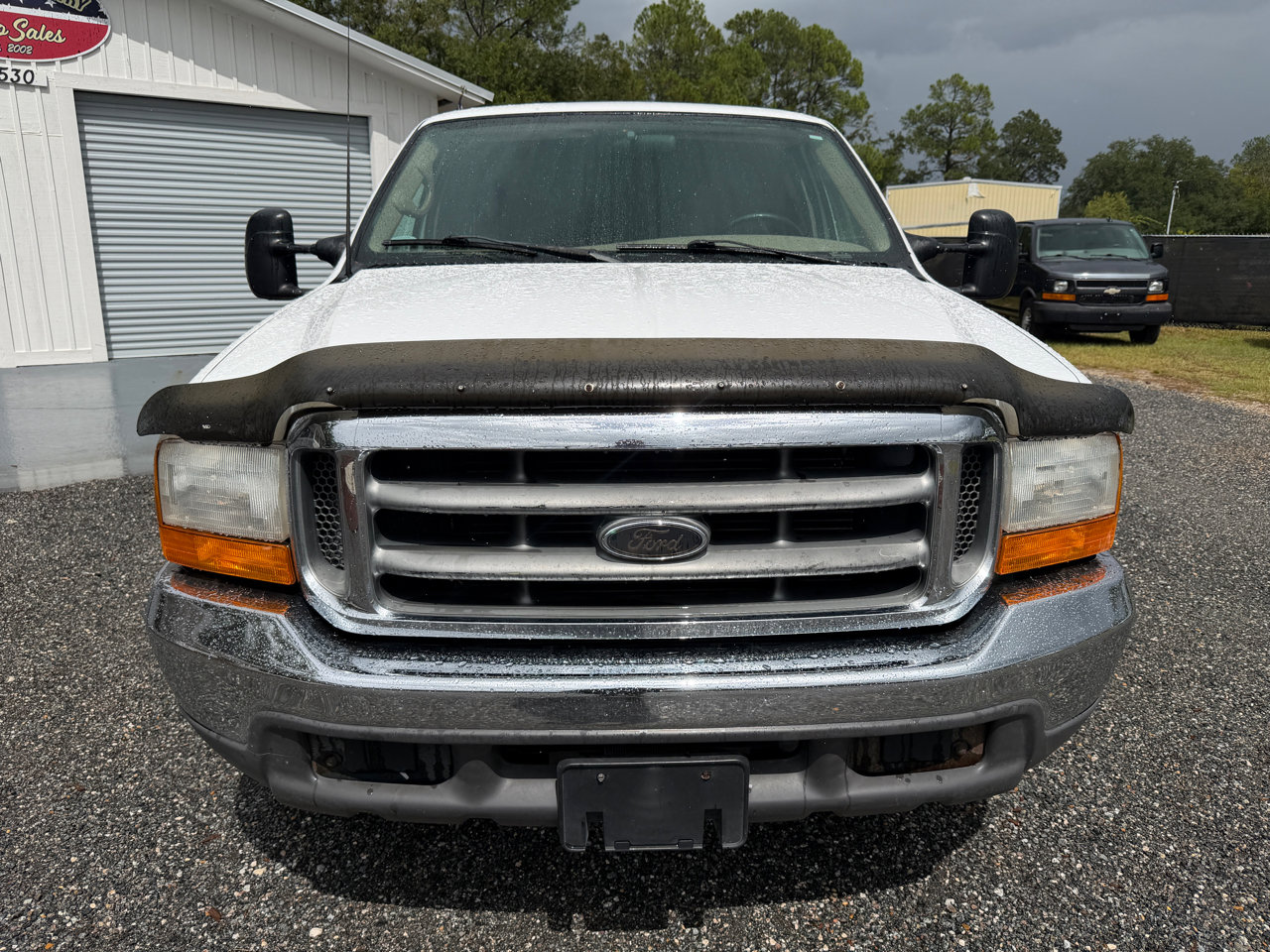 Used 1999 Ford F250 XLT image 2