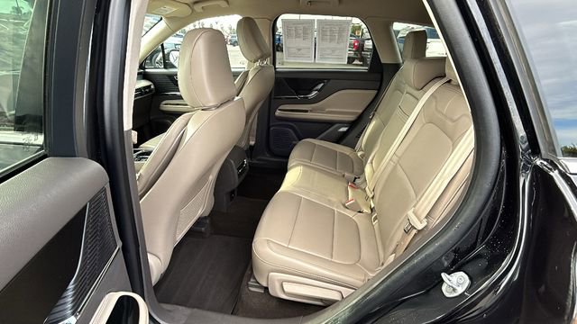 Used 2022 Lincoln Corsair FWD image 15