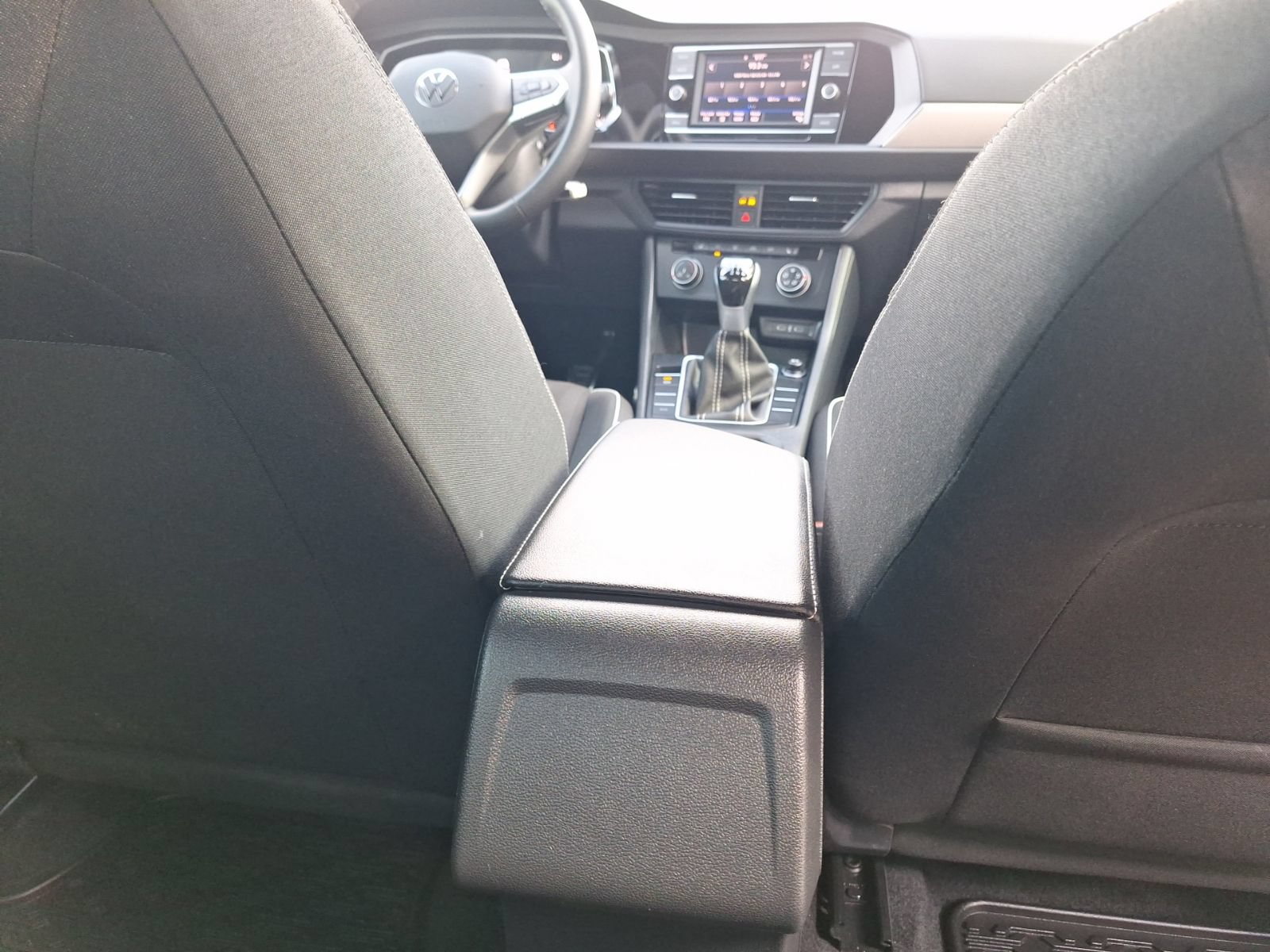 Used 2024 Volkswagen Jetta Sport FWD image 30