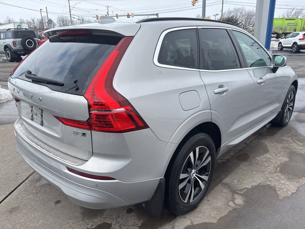 Certified 2023 Volvo XC60 B5 Plus w/ Climate Package image 6