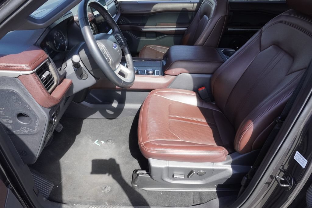 Used 2024 Ford Expedition Max Limited AWD/4WD image 19
