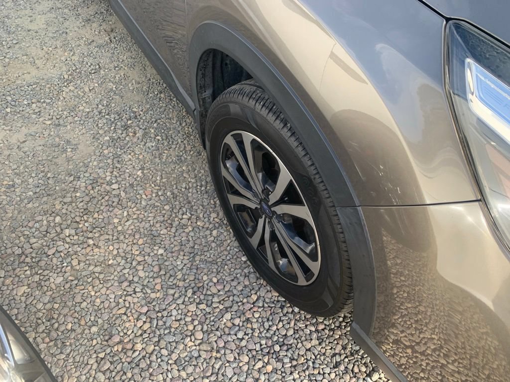Used 2019 Subaru Forester Limited AWD/4WD image 5