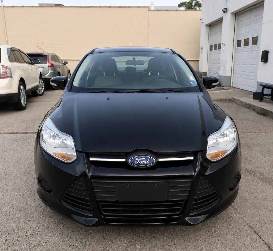 Used 2014 Ford Focus SE FWD image 8